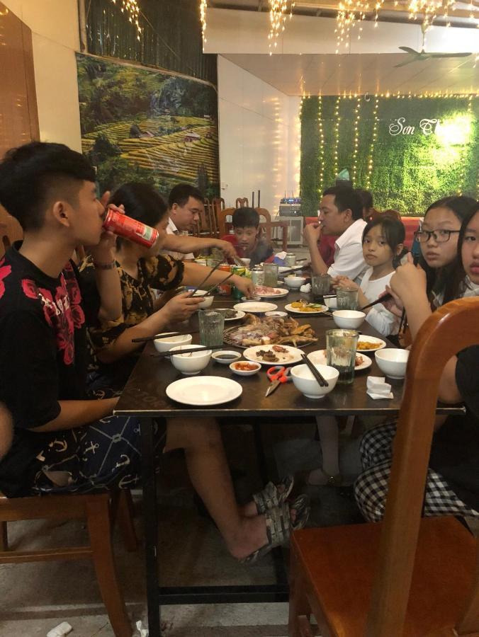 Son Thuy Homestay Ha Giang Dış mekan fotoğraf